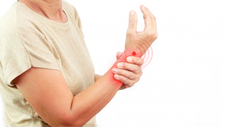 Romatoid Artrit (İltihaplı Romatizma) Nedir? Belirtileri ve Tedavisi Nasıl Olur?