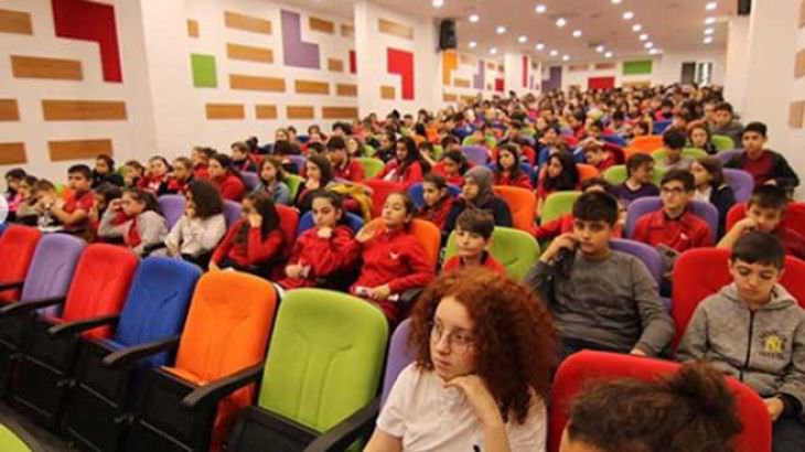 Bursa Sınav Kolejine Doruk'tan Seminer